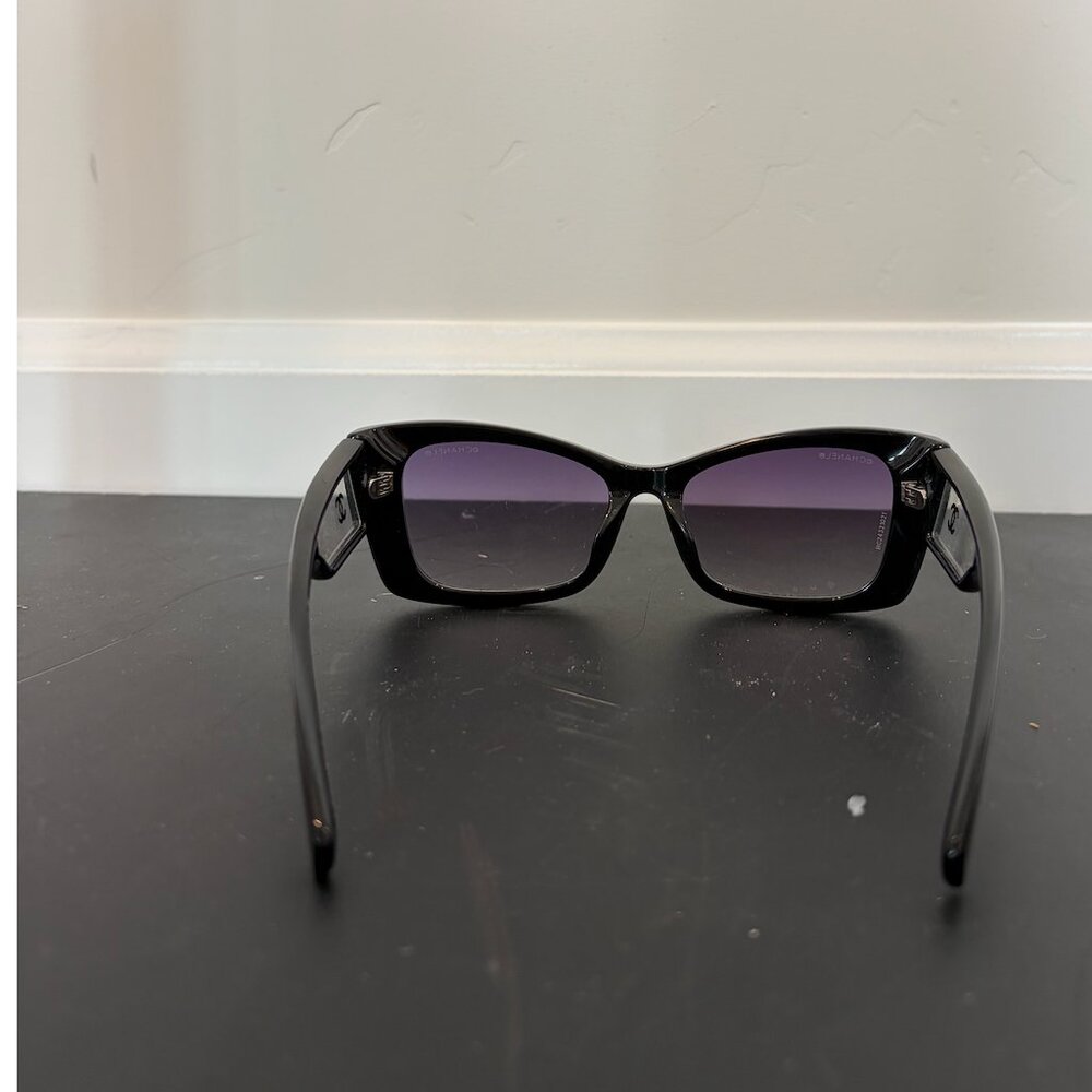 Chanel Black Gradient 5430 CC Frame Rectangle Sunglasses - Picture 4 of 6